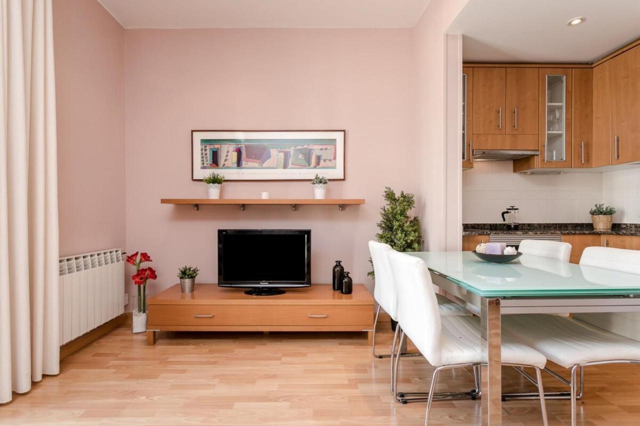 Fantastic 2 Bedroom 5 Minutes By Car From Plaza Catalunya 바르셀로나 외부 사진